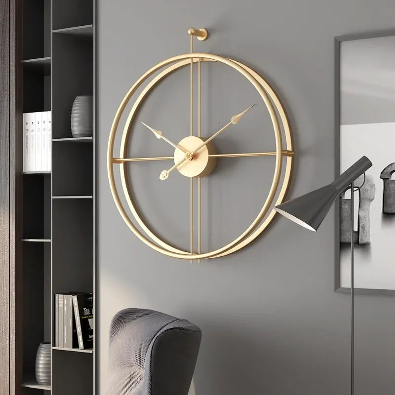Horloge Murale Artistique Moderne Grande Fabriquée En Métal - Design Étonnant Pour Des Salons Élégants
