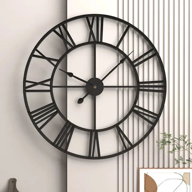 RetroRoman - Horloge Métallique Majestueuse