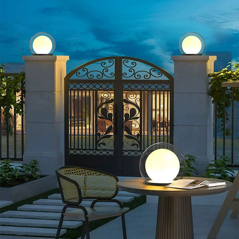 Lampe murale extérieure avec boule lumineuse en forme de lune