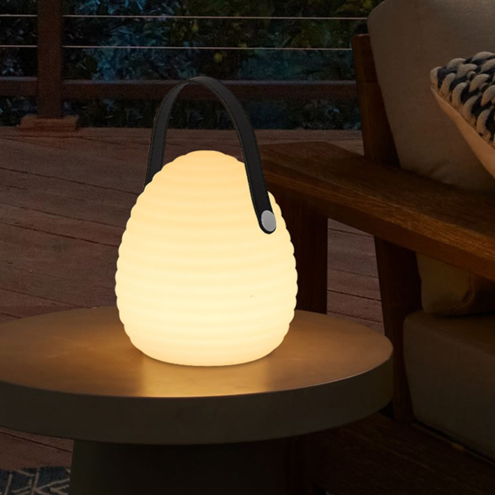 Lanterne extérieure suspendue en forme ovale avec surface striée