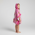 Broderies modernes dans le style des dessins animés - KidTowel