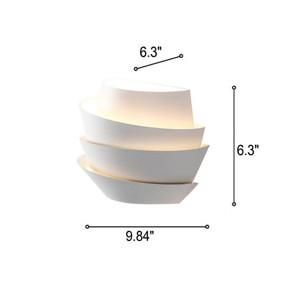 Namiya – Applique Japandi avec Design Asymétrique et Lumière Chaude