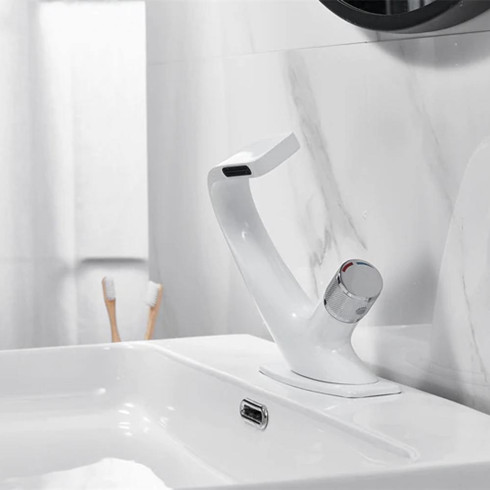 Skanto | AQUACASCADE Robinet de lavabo – Robinet de salle de bain moderne en cascade en laiton massif
