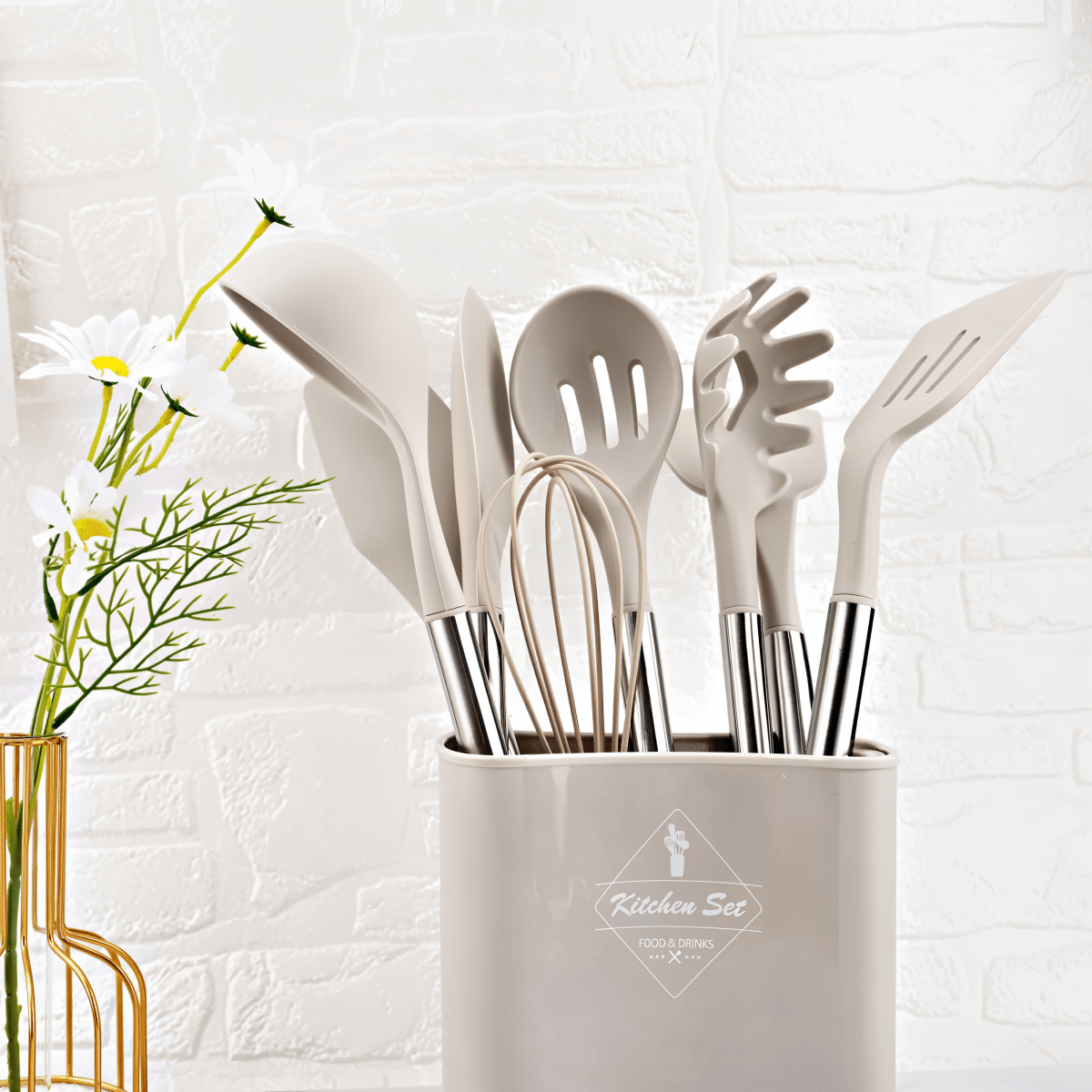 Ensemble d'ustensiles de cuisine moderne en silicone de 12 pièces - Poignées résistantes à la chaleur en acier inoxydable noir élégant pour une cuisine stylée