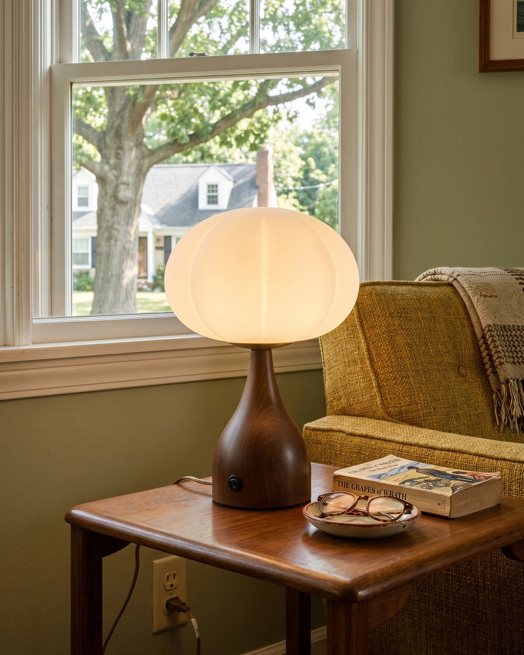 Lampe de Table Avec Verre Rippé Et Base Couleur Noyer