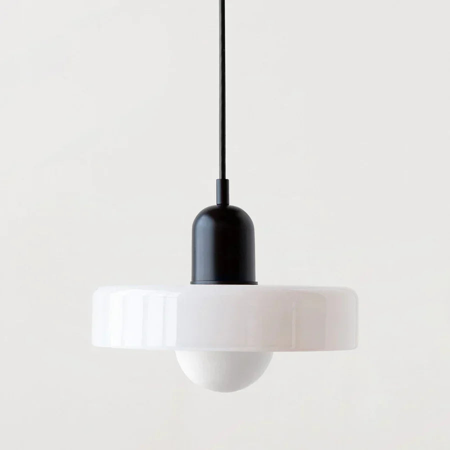 Suspension en verre scandinave pour une élégance intemporelle