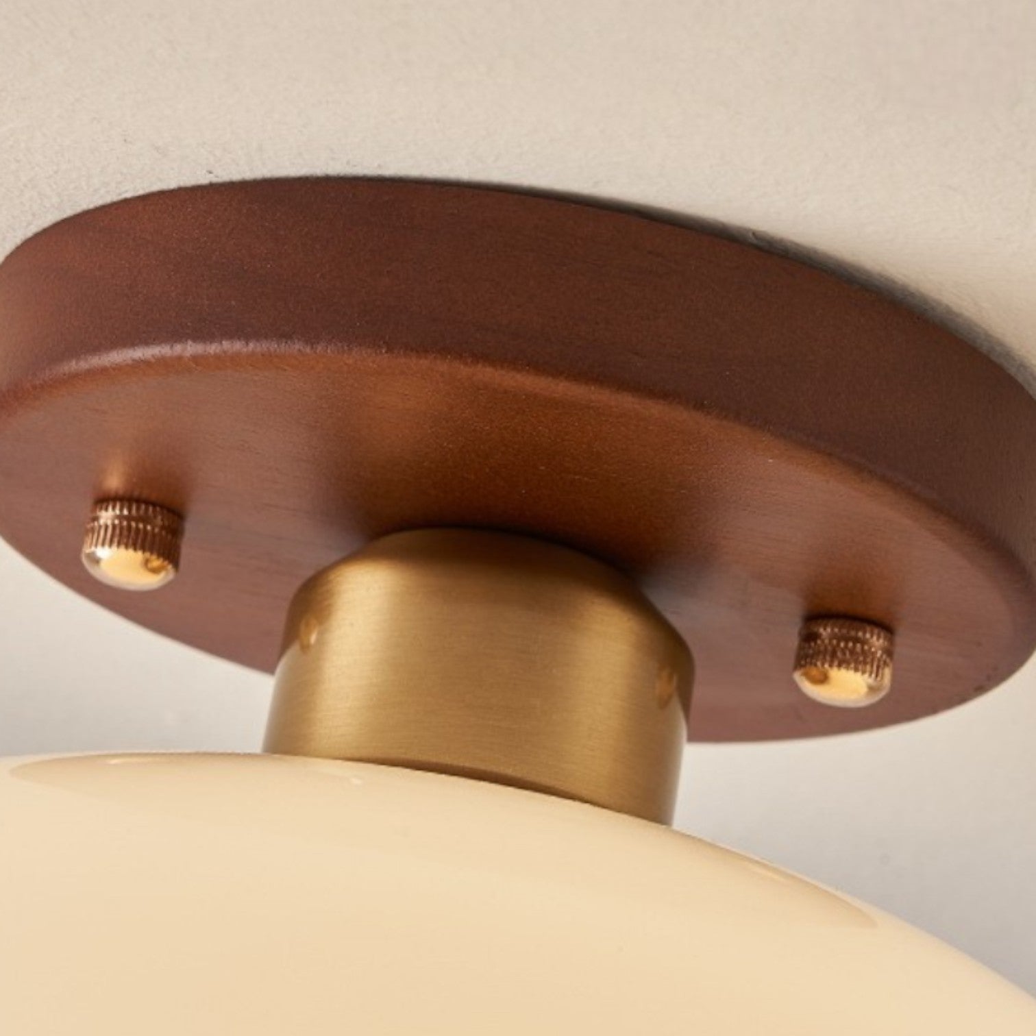 Élégante lampe de plafond Bauhaus couleur crème