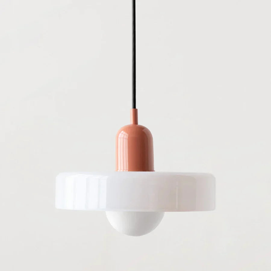Suspension en verre scandinave pour une élégance intemporelle