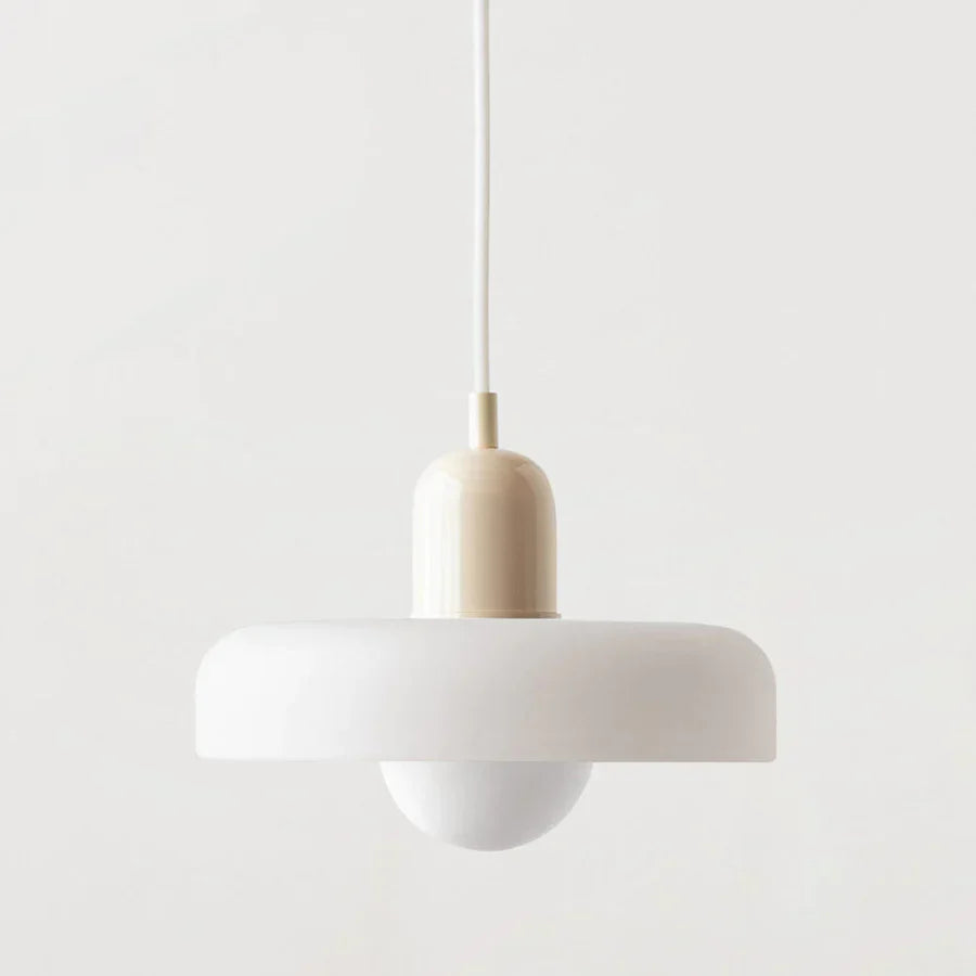 Suspension en verre scandinave pour une élégance intemporelle