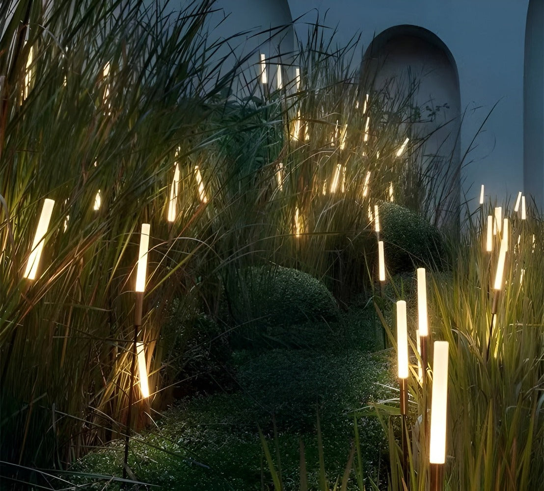 Lampe solaire d'extérieur moderne pour jardin et allée