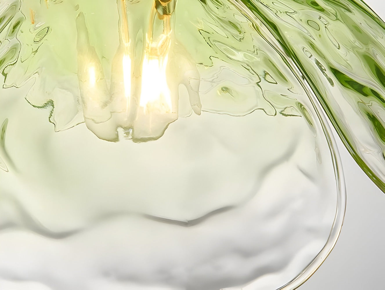 Suspension en verre coloré – design floral avec lumière LED