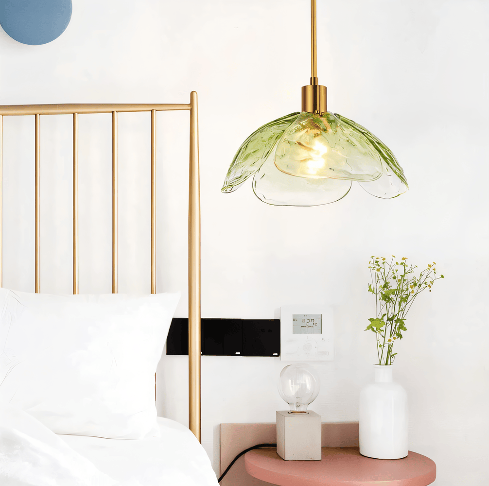 Suspension en verre coloré – design floral avec lumière LED