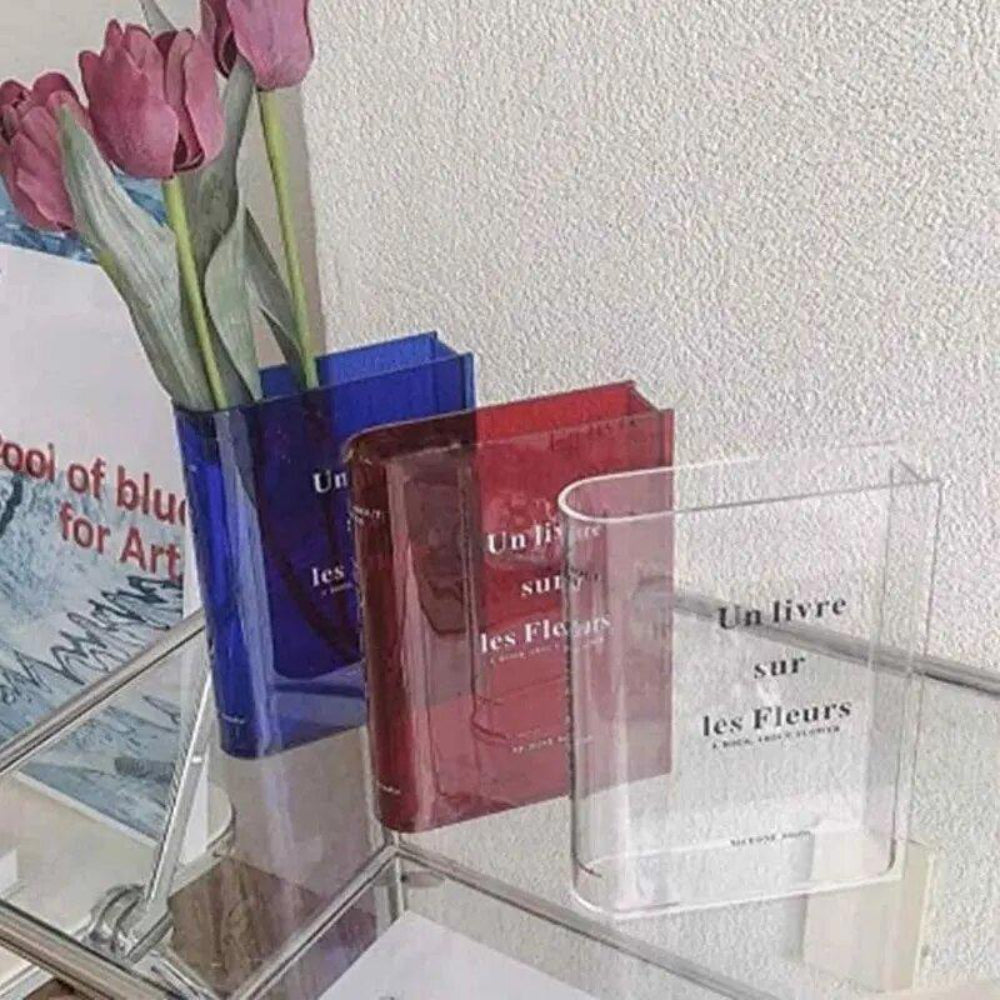 Vases transparents modernes pour des arrangements floraux élégants et une décoration stylée