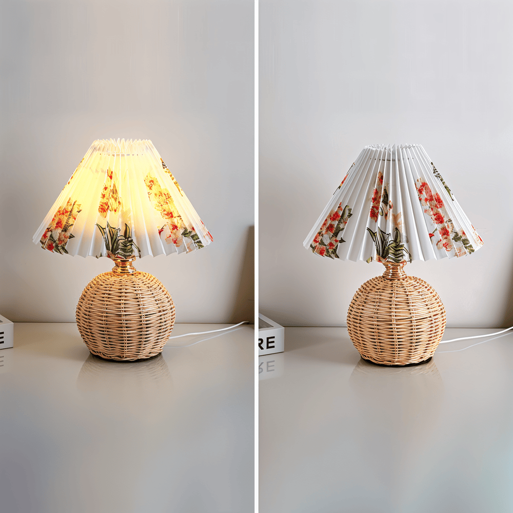 RaffiaGlow – Lampe de Table Plissée en Rotin au Design Rétro