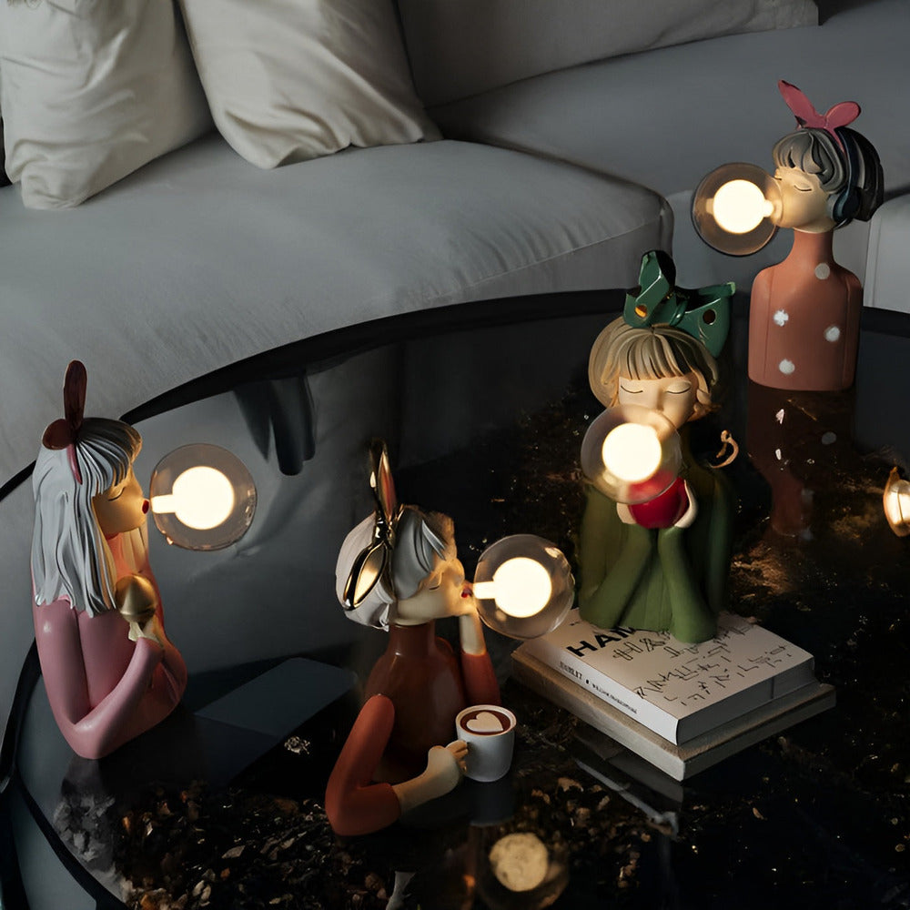 BubbleFairies Lampe de Table - Charmante Quatuor de Statues de Filles Dessinées