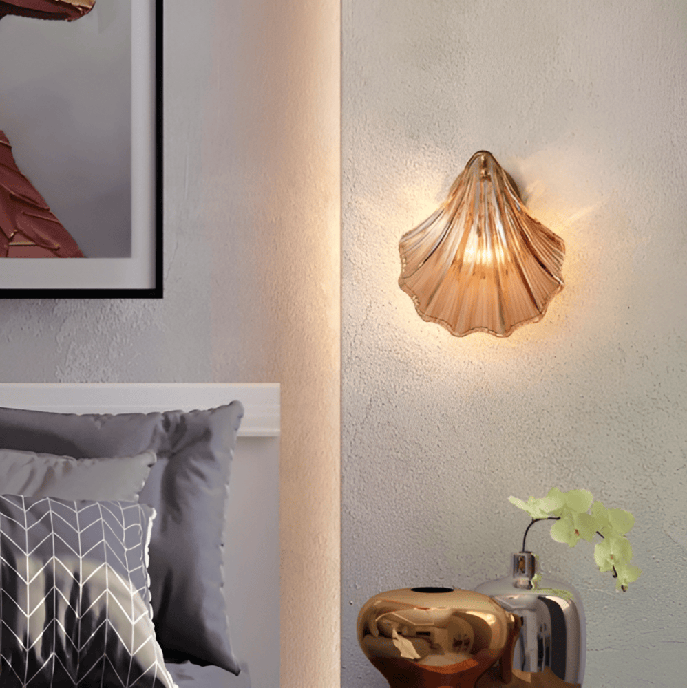 Applique murale en verre et laiton – design minimaliste avec éclairage chaleureux