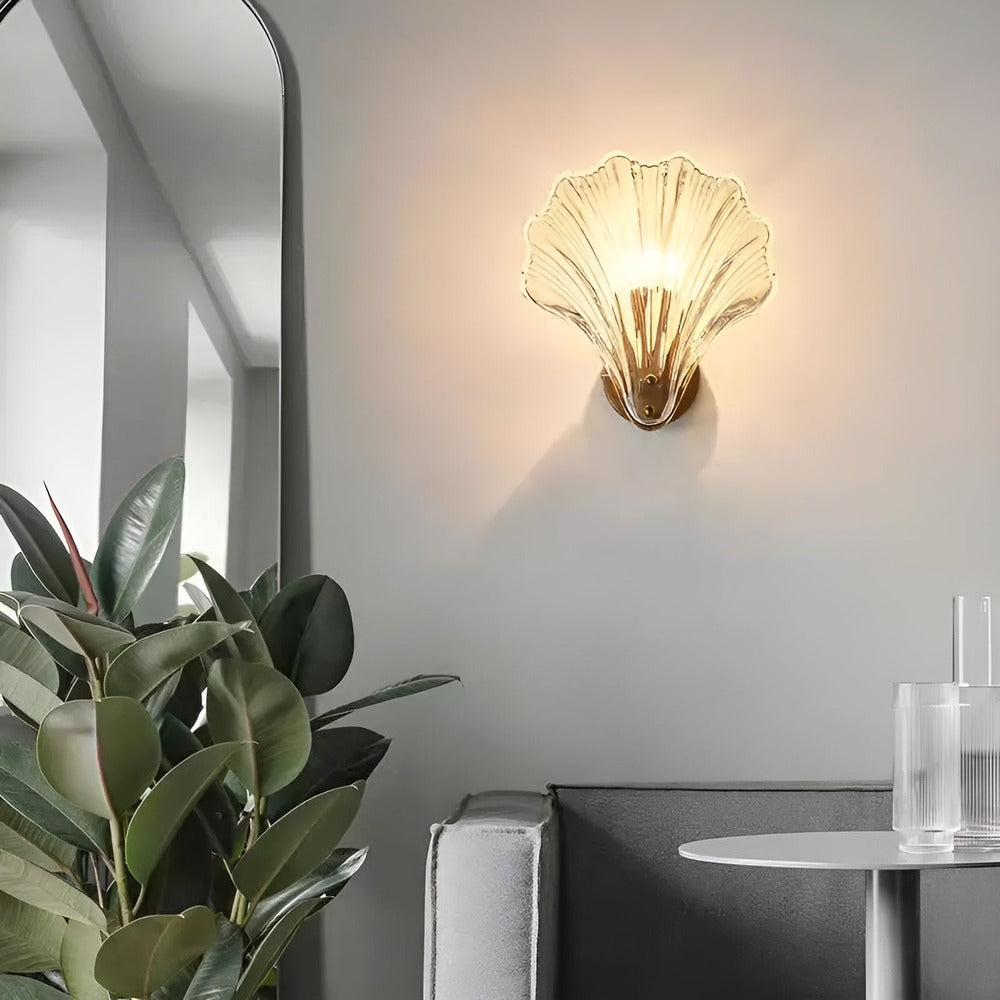 Applique murale en verre et laiton – design minimaliste avec éclairage chaleureux