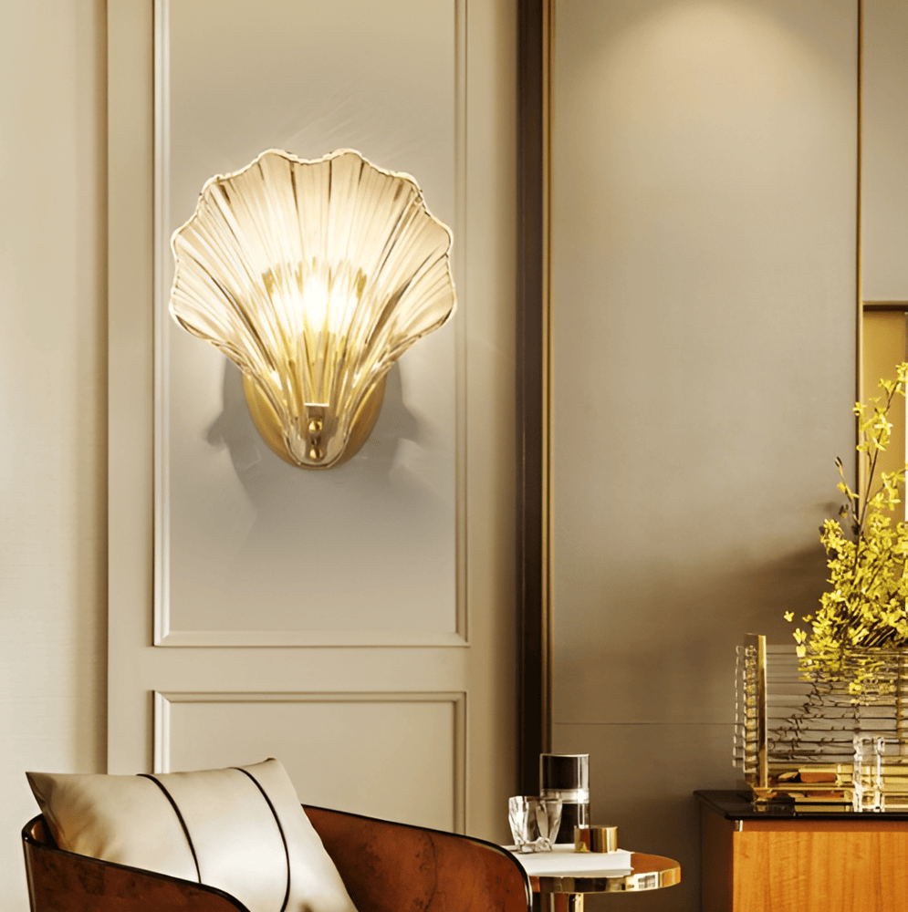 Applique murale en verre et laiton – design minimaliste avec éclairage chaleureux