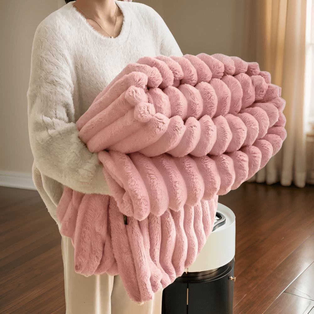 FlufforaSoft – Couverture en Fleece Luxueuse pour Moments de Détente et Confort à Domicile