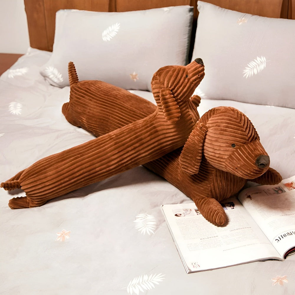 CuddlyPlush - Adorable Teckel en Coussin en Peluche