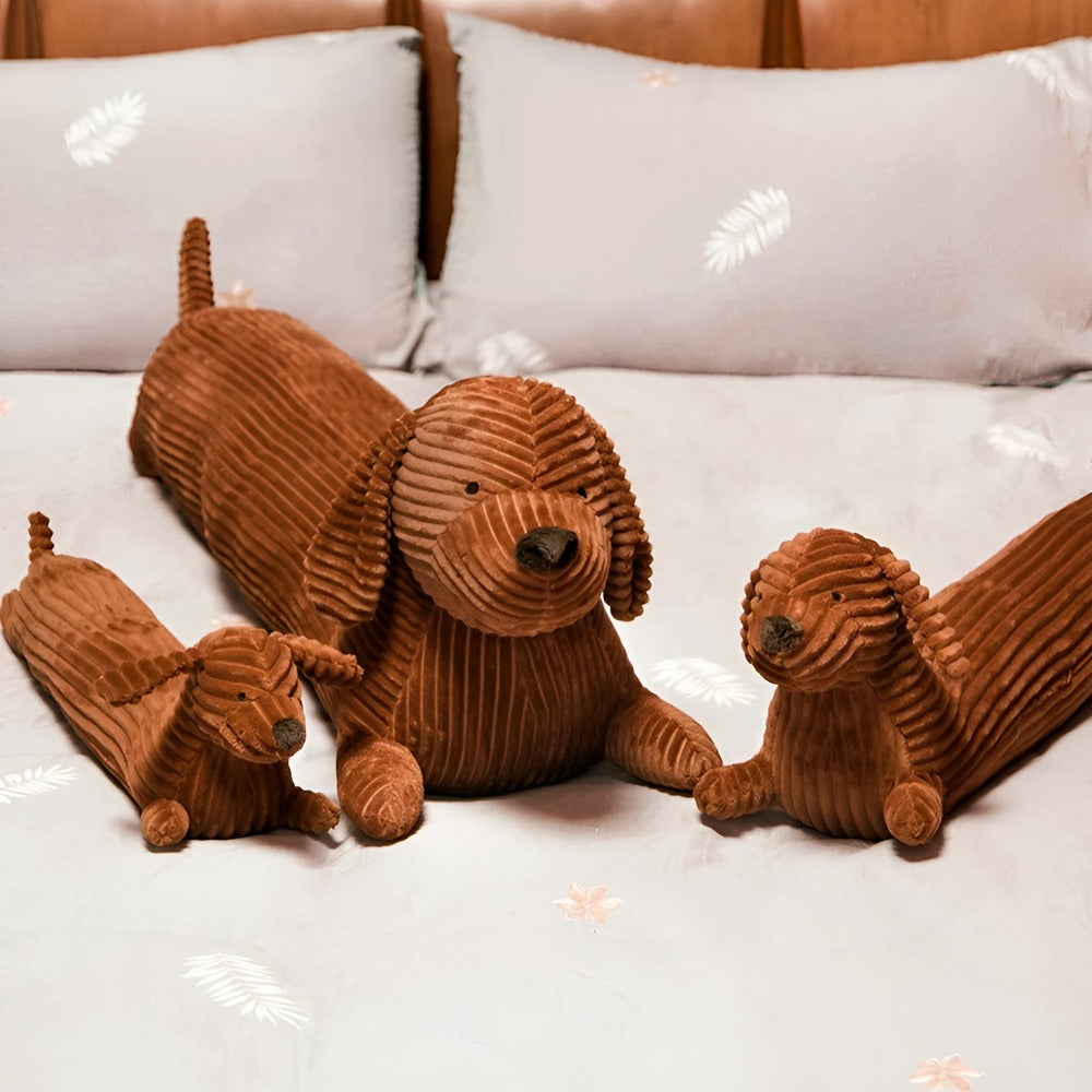 CuddlyPlush - Adorable Teckel en Coussin en Peluche
