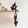 Par sculpture avec figure levante – décoration romantique moderne