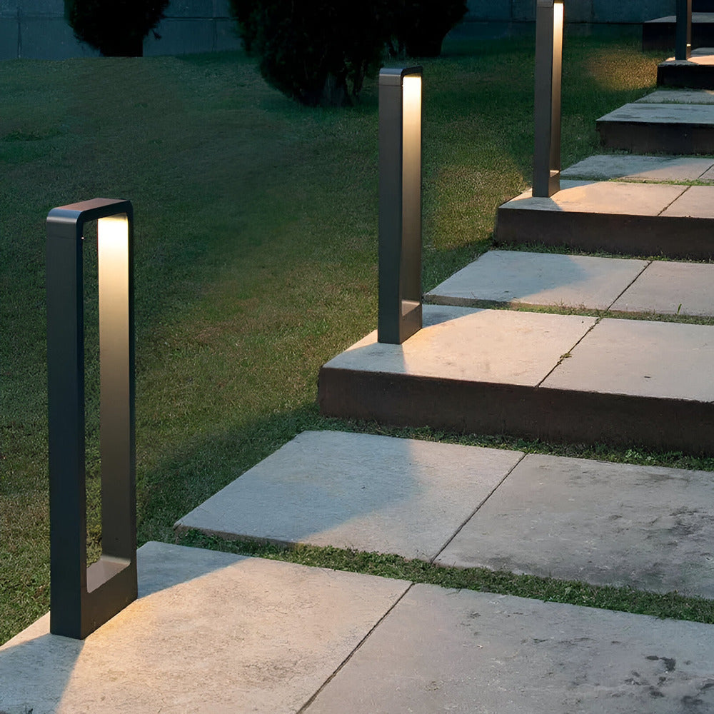 Pathora Beam – Lampe de Jardin LED Moderne en Design Noir (30/60/80 cm)