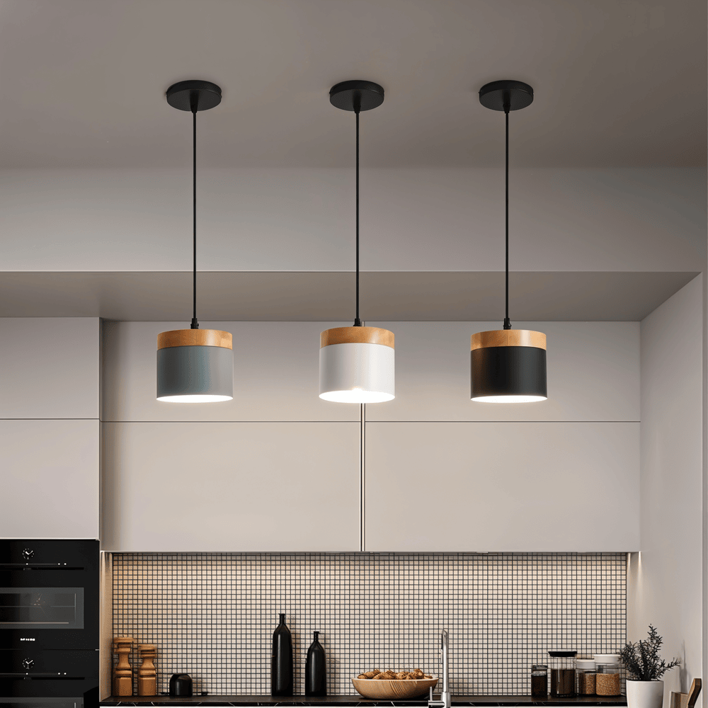 NordicaTube – Suspension en Métal et Bois au Design Cylindrique Moderne