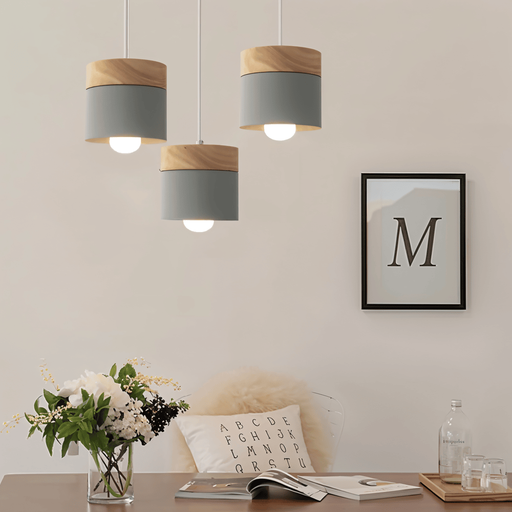 NordicaTube – Suspension en Métal et Bois au Design Cylindrique Moderne
