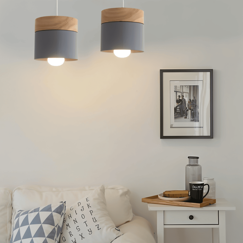 NordicaTube – Suspension en Métal et Bois au Design Cylindrique Moderne