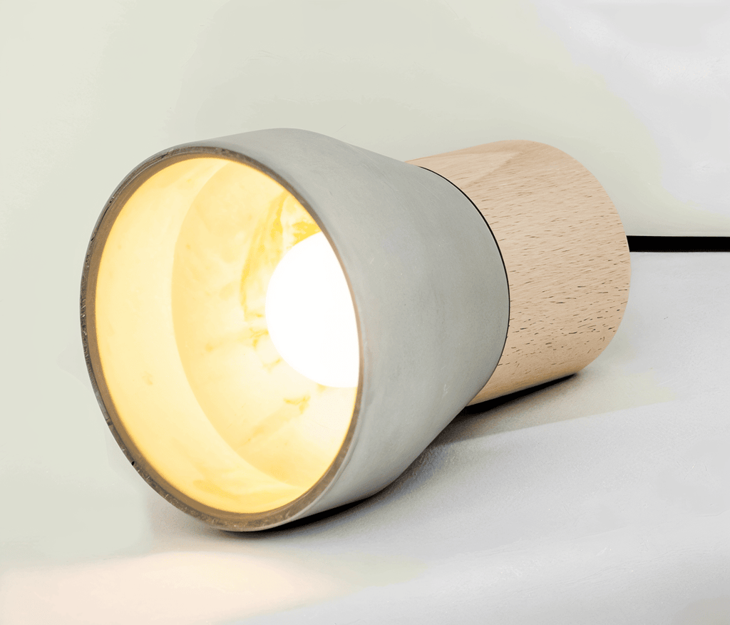 Concrea – Lampe de plafond en béton avec détails en bois