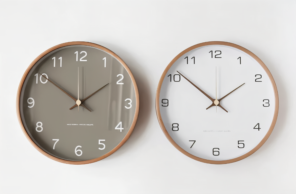 TimberOrb – Horloge Murale Ronde en Bois avec Mécanisme à Quartz Silencieux