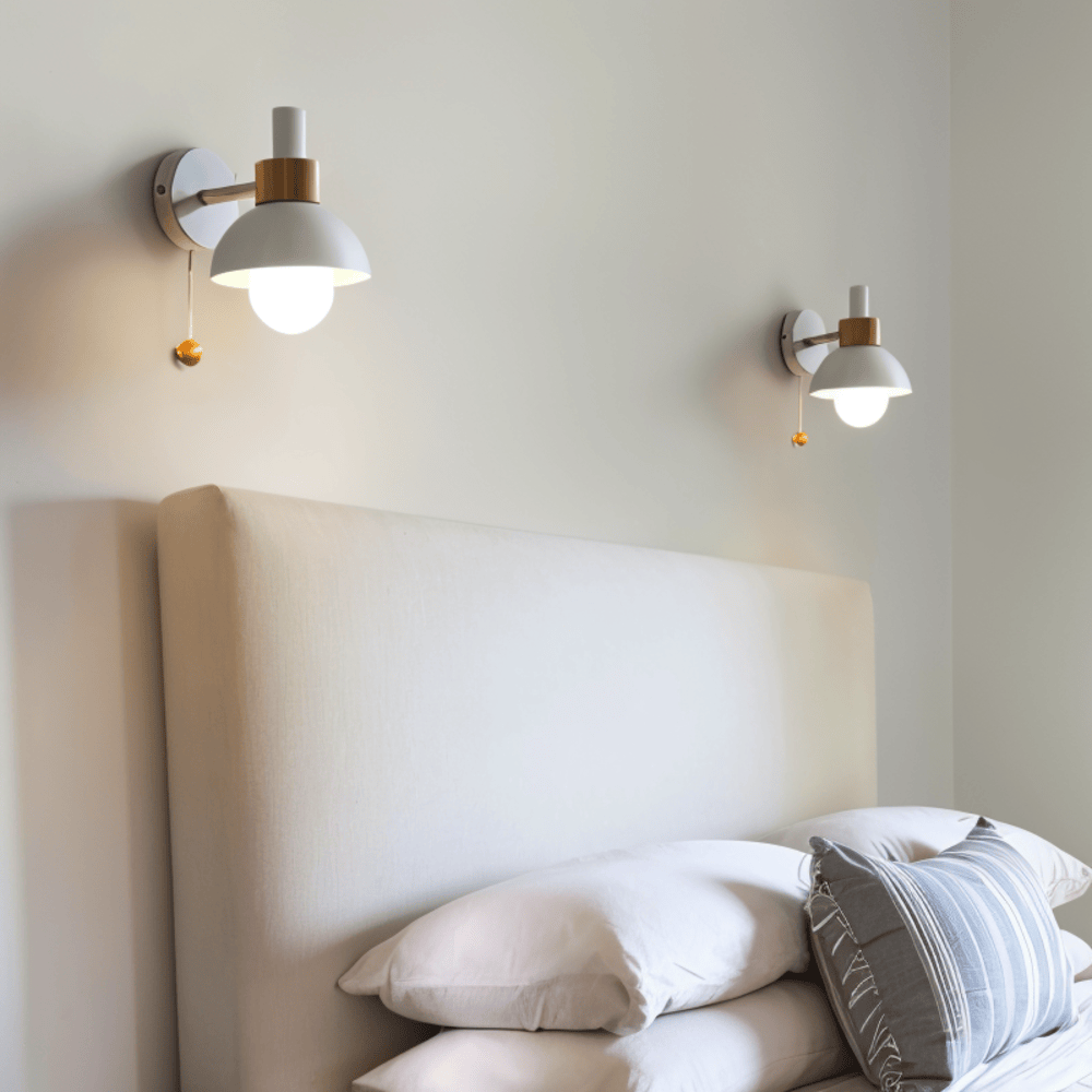 Applique murale en bois et métal – design pastel avec cordon de tirage