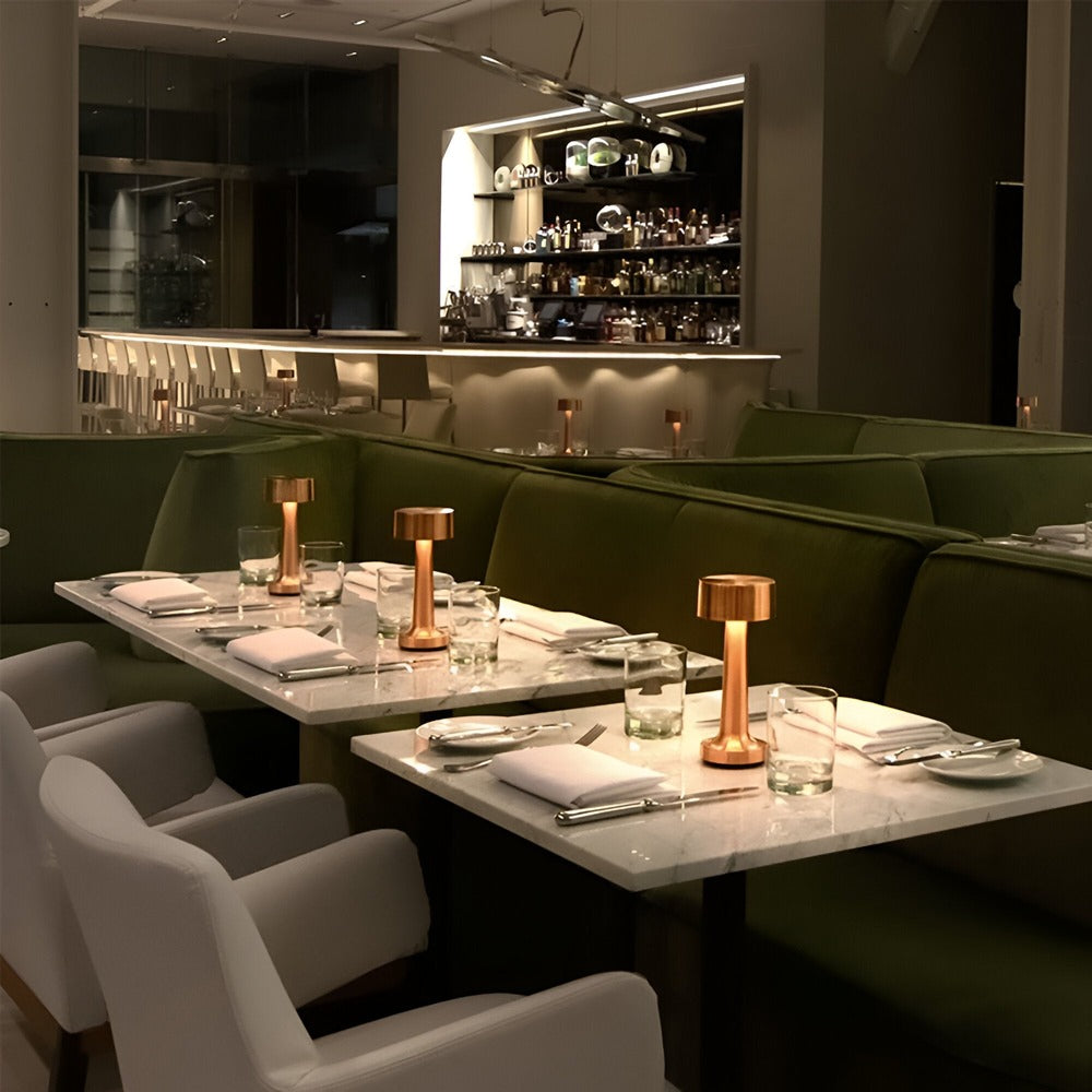 RetroLight - Élégante lampe de table LED pour restaurant avec chargeur USB sans fil