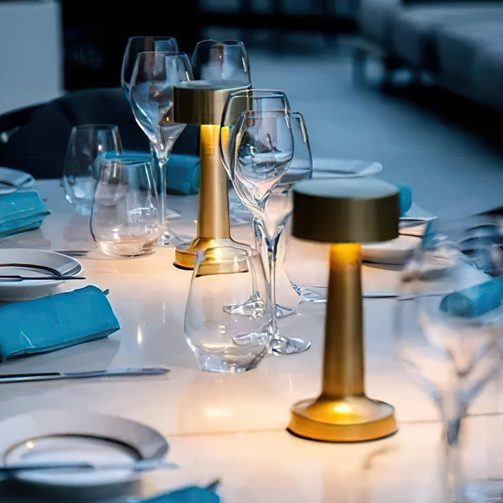 RetroLight - Élégante lampe de table LED pour restaurant avec chargeur USB sans fil