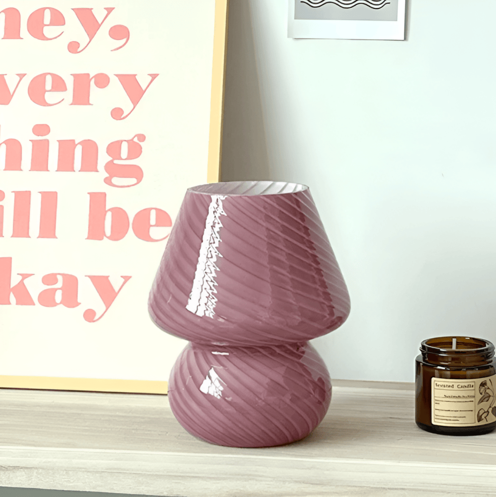 Striped Glow - Une Lampe de Bureau Soufflée à la Main en Verre Rayé