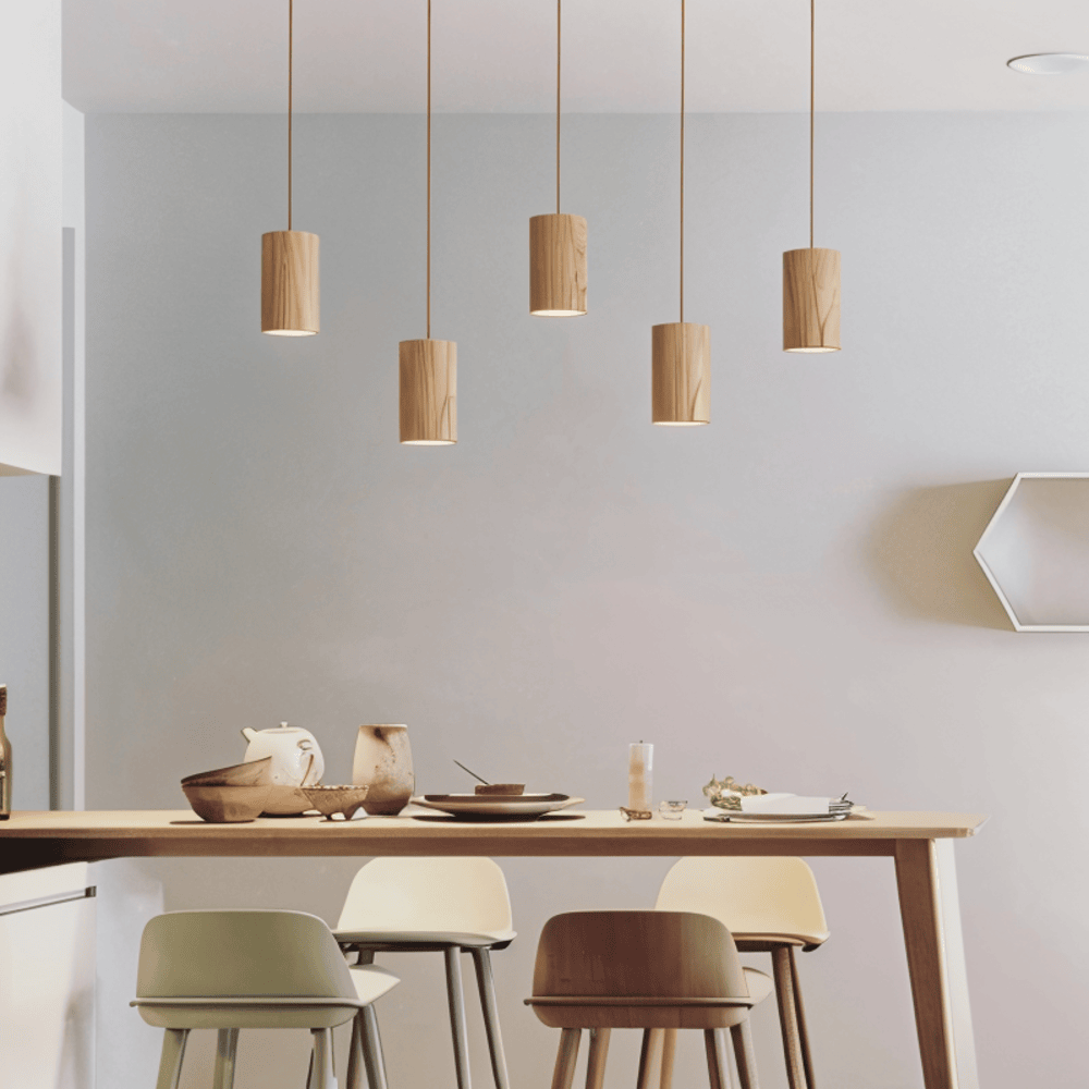 TimberaTube – Suspension en Bois avec Design Cylindrique en Frêne et Acacia