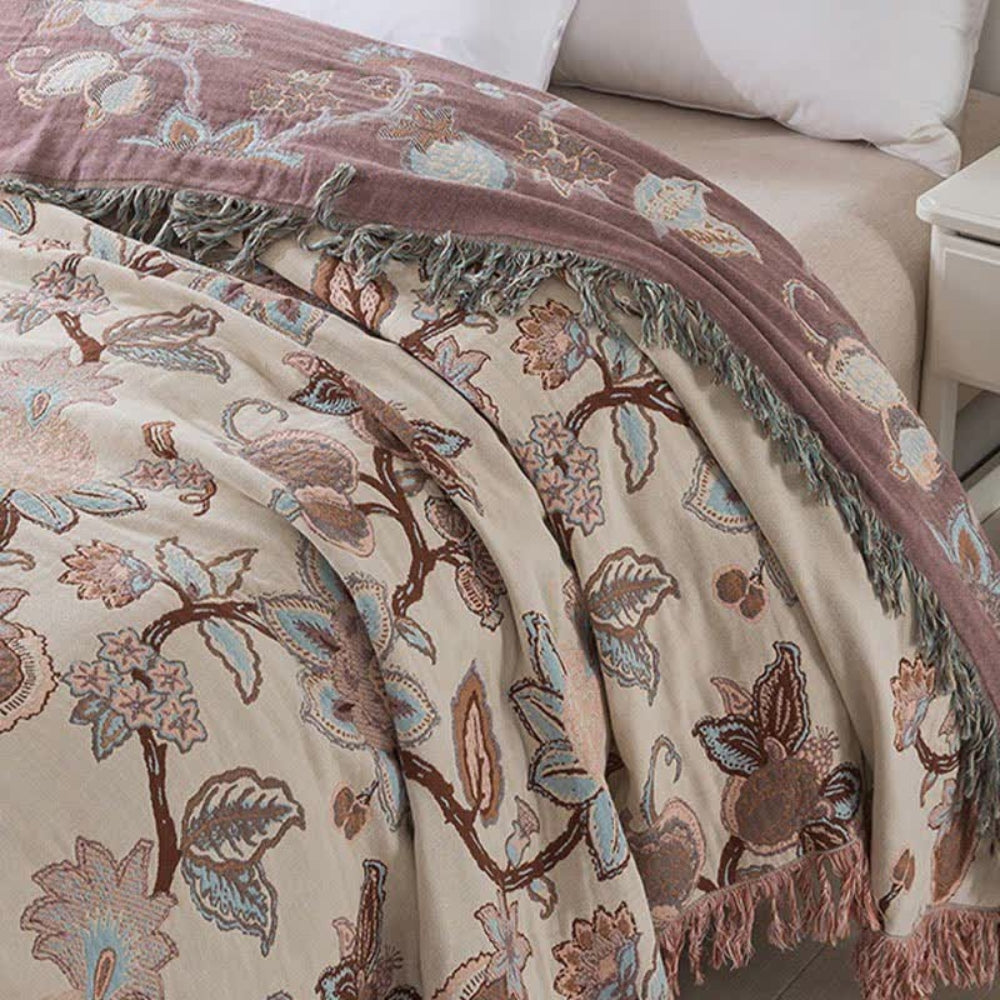 Couverture de lit en coton floral Orchid Trail avec pompons