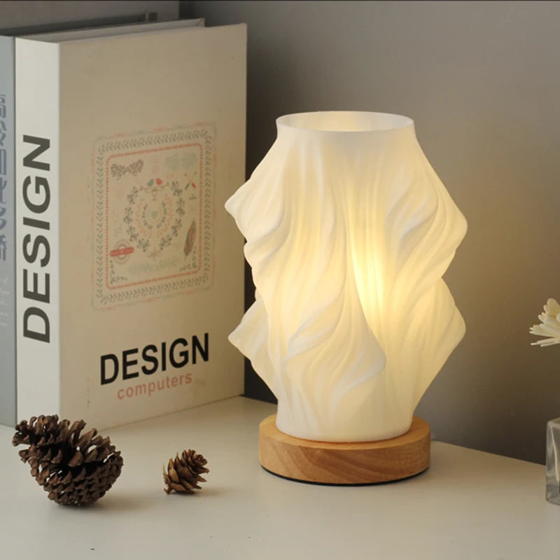 Lampe de table LED avec design en forme de vague