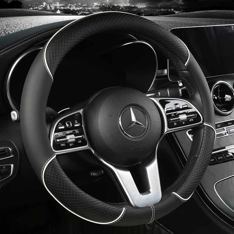 ROADLUX - Housse de volant en cuir synthétique premium conçue avec une texture anti-glissement en diamant pour un confort de conduite et un contrôle améliorés
