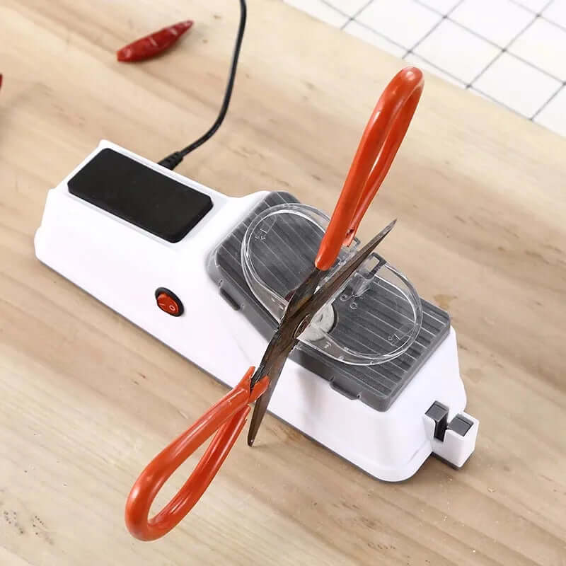 BladeBooster - Aiguiseur de couteaux électrique - 5 disques de meulage gratuits + Livraison gratuite !