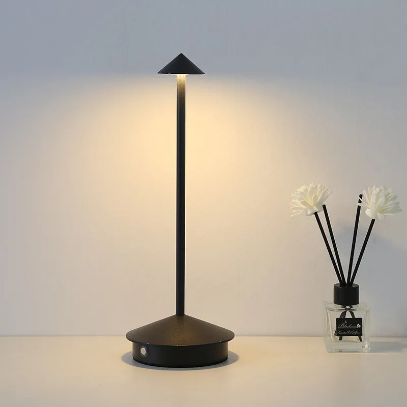 Lampe de table à batterie tactile