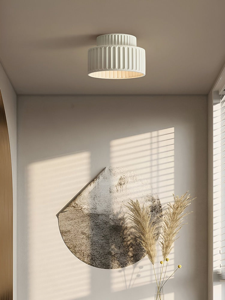 Ribello – Lampe de Plafond Blanche en Résine avec Design Rainuré