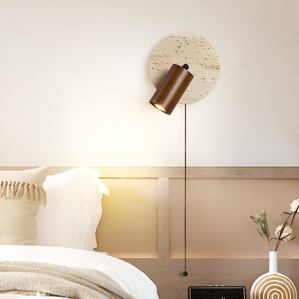 Lampe murale LED ronde en travertin et bois avec spot orientable