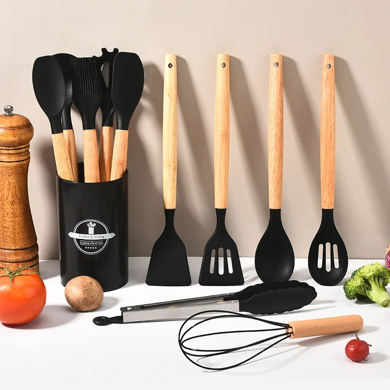 Set d'ustensiles de cuisine en silicone Culinora | Résistant à la chaleur jusqu'à 230 °C | 12 pièces avec poignées en bois | Fouet, spatule, pince et plus
