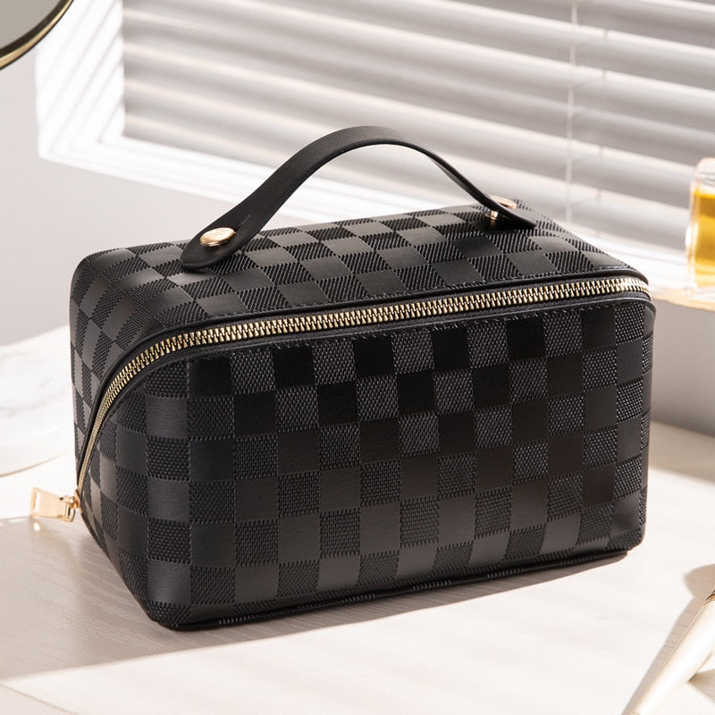 Trousse de maquillage de luxe Velvoria pour les voyages et la maison | Avec compartiments et cuir PU | Résistante à l'eau et polyvalente