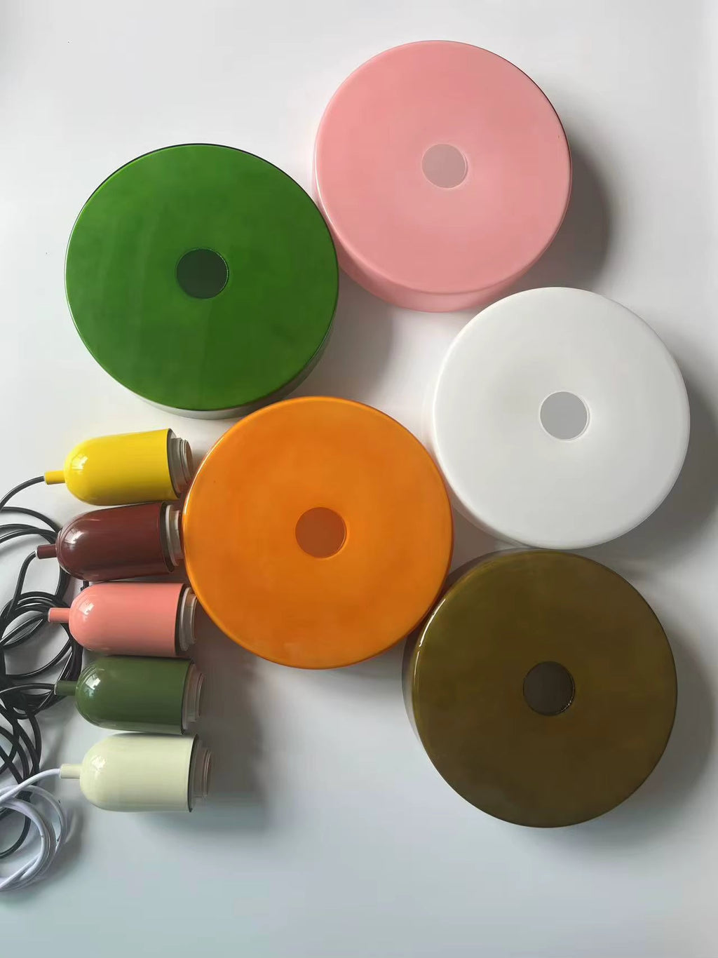 Luminaire en Verre Inspiré du Bauhaus – Éclairage Suspendu Moderne pour Cuisine