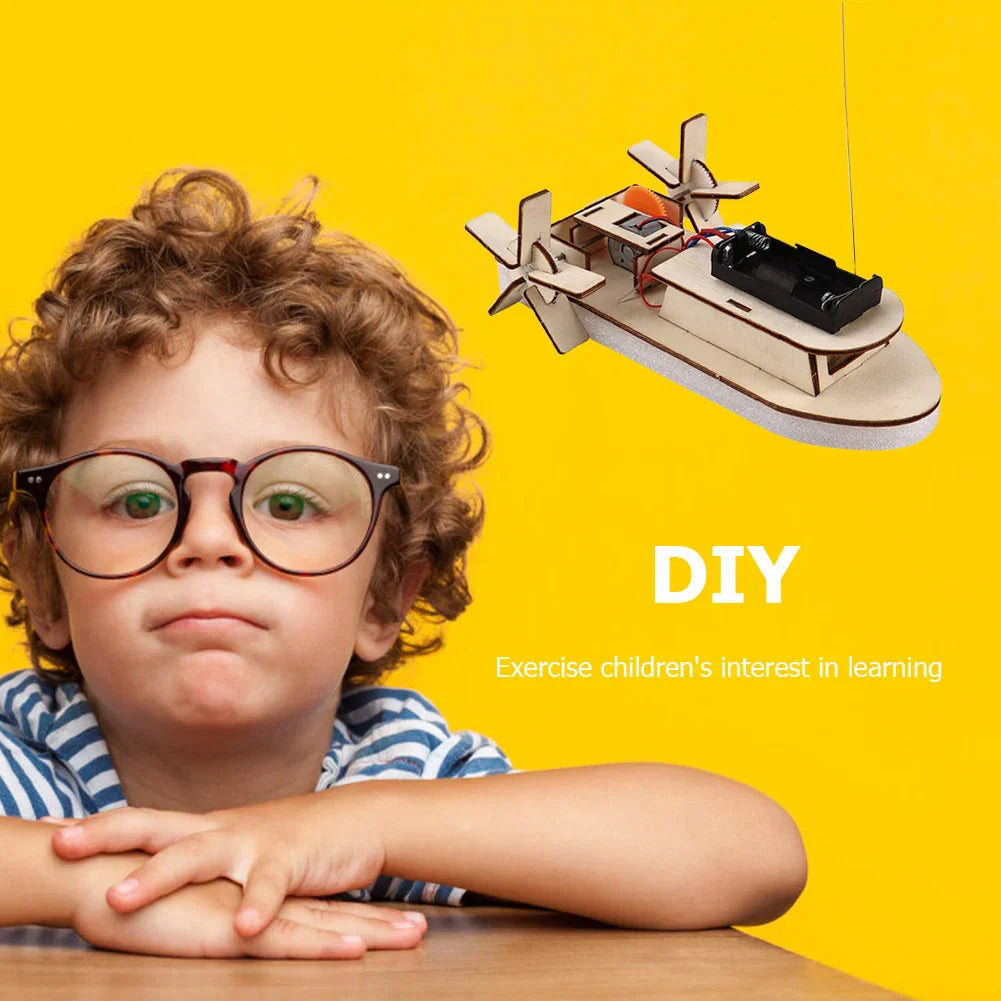 Bateau Éducatif en Bois DIY – Construisez Votre Propre Bateau Jouet Électrique