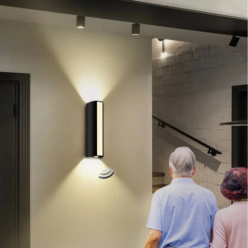 Applique LED étroite pour l'extérieur