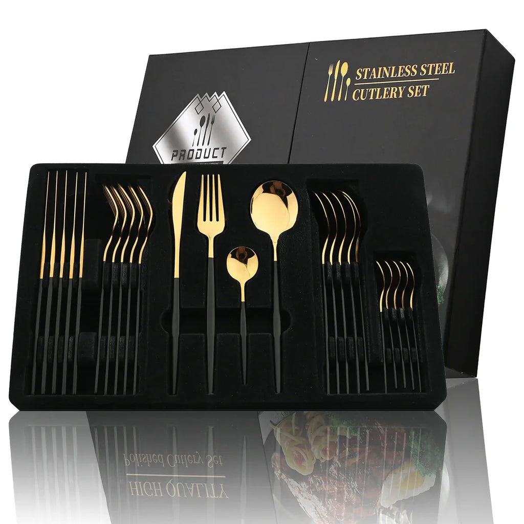 Ensemble de Couverts en Or Luxe - Pour une Mise en Table Élégante